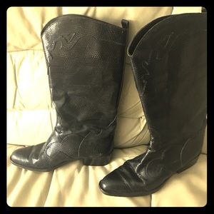 Black leather cowboy boots